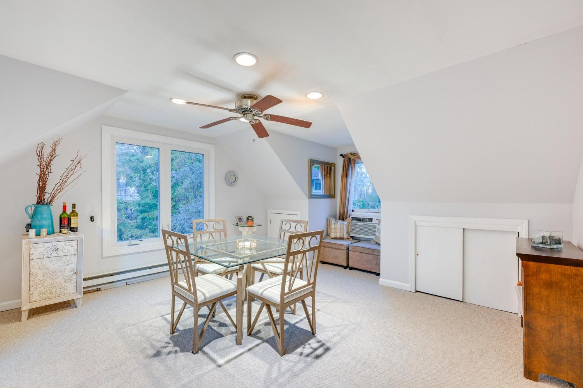 Cozy Dix Hills Apt With Deck About 7 Mi To Beach! Esterno foto